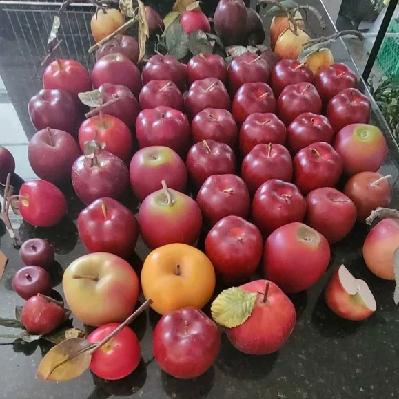 *Reserved* Faux decor apple bundle - Picture 2 of 2